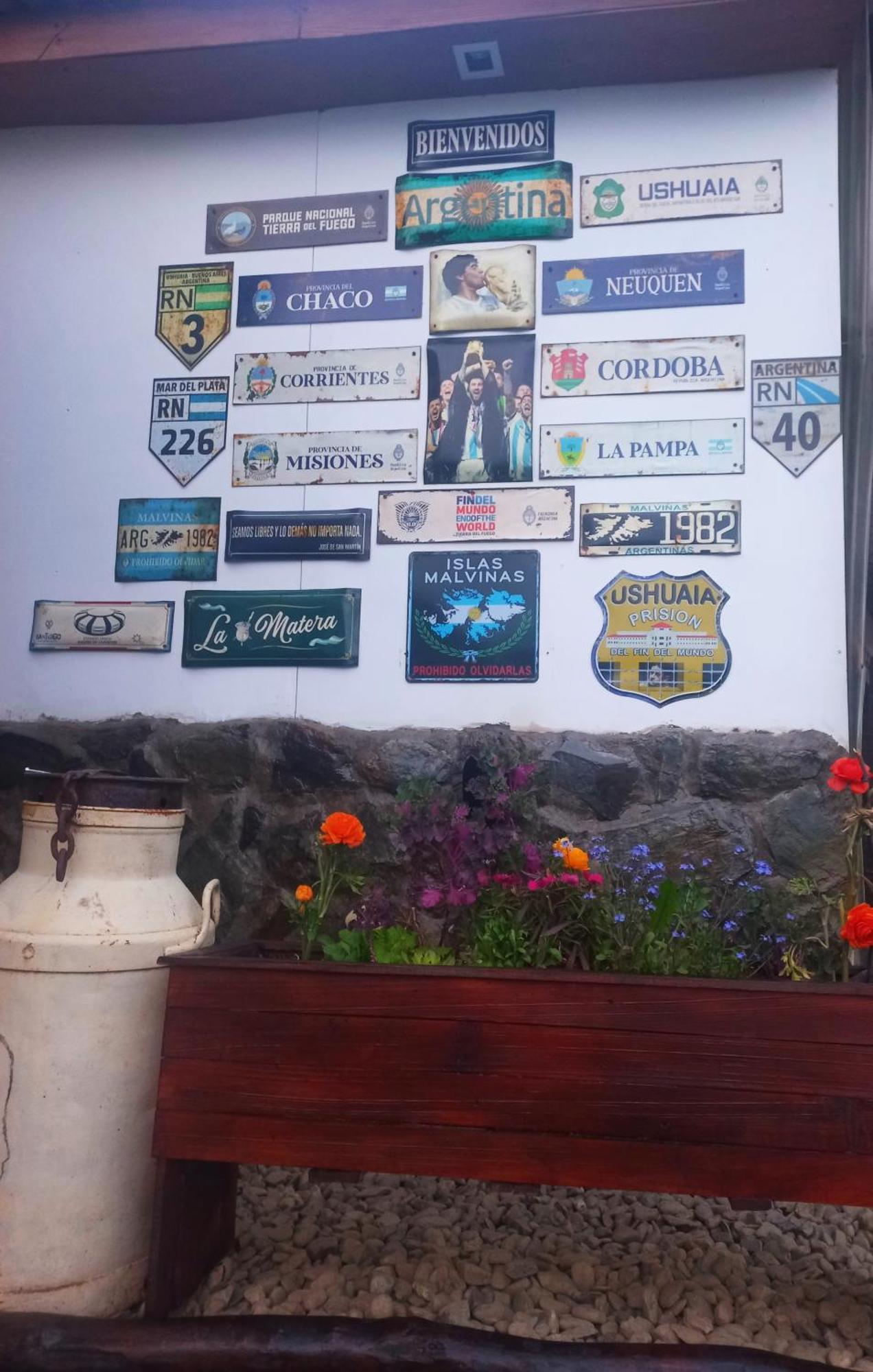 Magnifica, Luminoso Dpto A Pocas Cuadras Del Centro, Planta Baja Con Asador Ushuaia